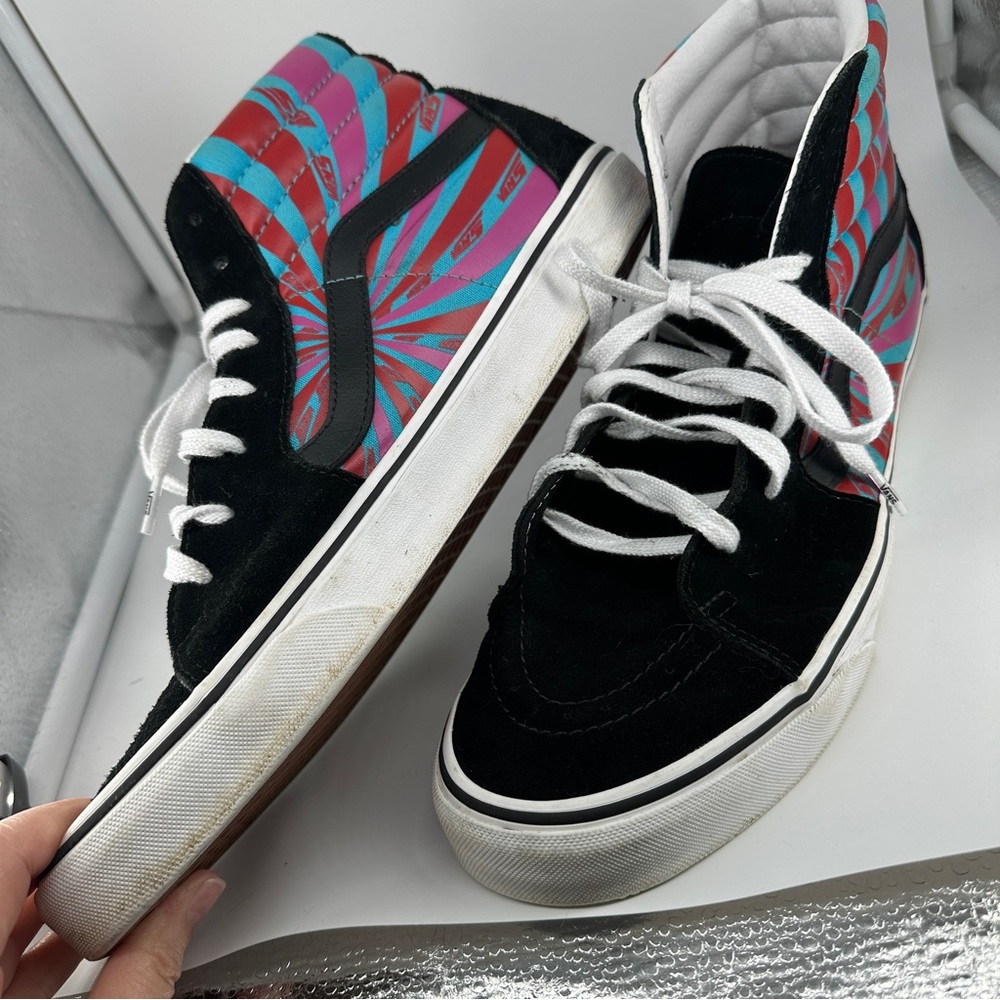 Vans Black and Multicolor High-Tops men’s size 11.5